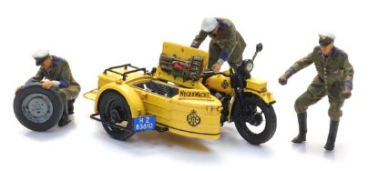 Picture of ANWB roadside assistance motorcycle sidecar with figures