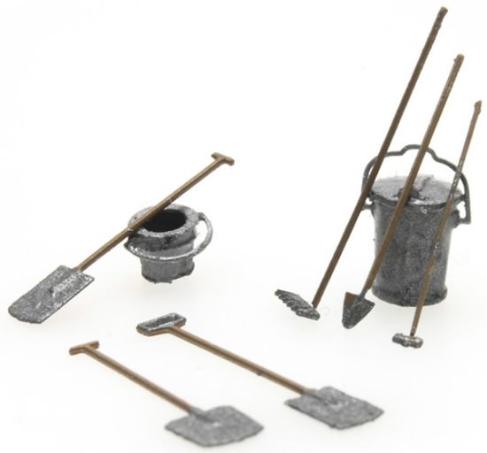 Picture of Garden tools, spade (2), shovel, hoe