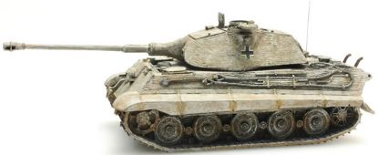 Picture of German WWII Tiger II w. Porsche and Zimmerit, winter camo