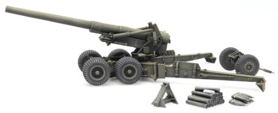 Picture of US Army Gun M1 Long Tom in firing mode