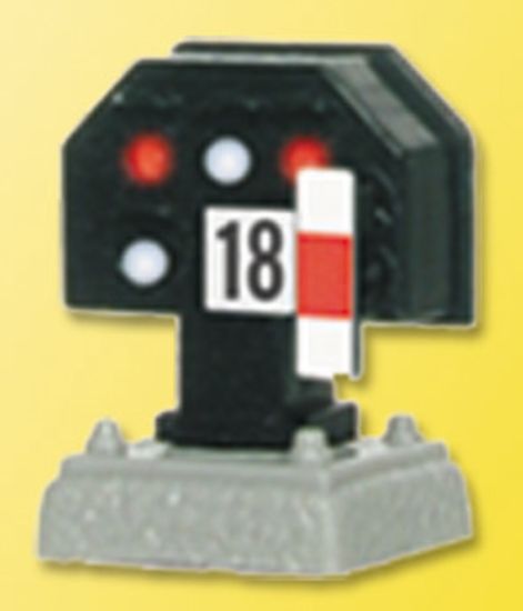 Picture of HO "No Entry" signal light, short