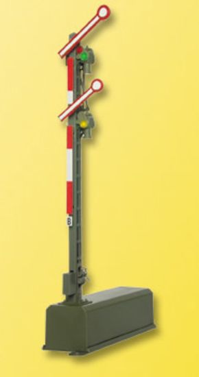Picture of HO Hobby semaphore main signal, linked arms