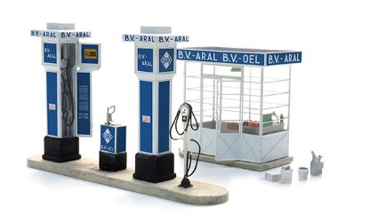 Picture of Aral gas station