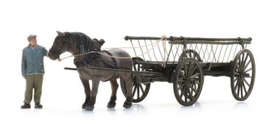 Picture of Traditional Leiterwagen + figure