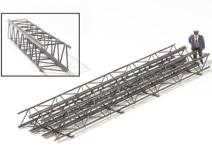 Picture of 3 Lattice Beams (Load)