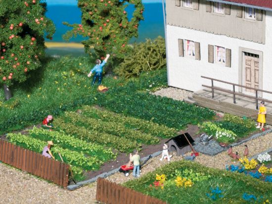 Picture of Flowerbeds, white, red