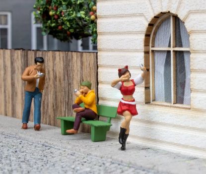 Picture of Funny-Scenes ‘Smombies’