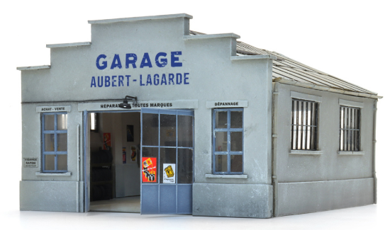 Picture of French garage with interior Kit