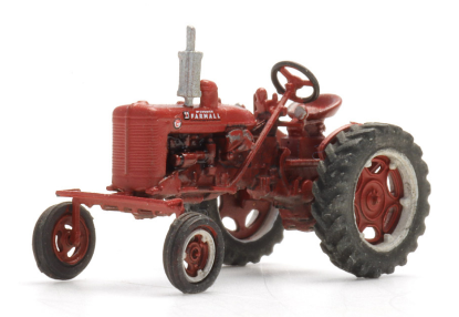 Picture of Farmall C tractor